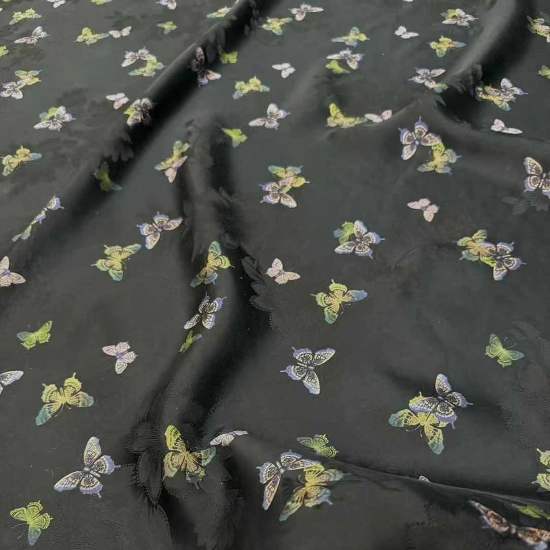 Kelebek Desen Siyah Ağır Ipek  - Sewing Vest incelemesi ve fiyatı
